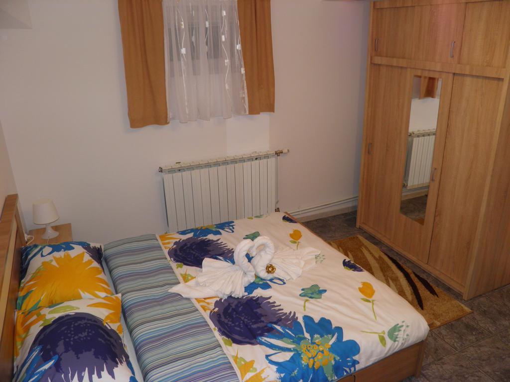 Apartman Marko Огулин Екстериор снимка