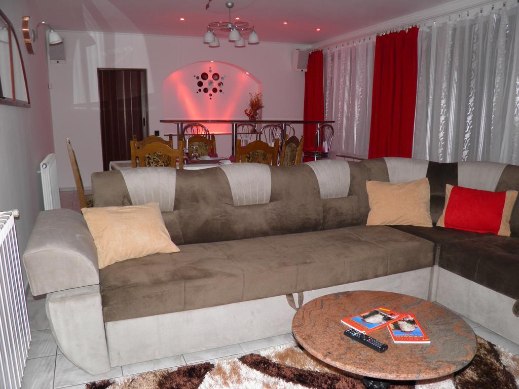 Apartman Marko Огулин Екстериор снимка