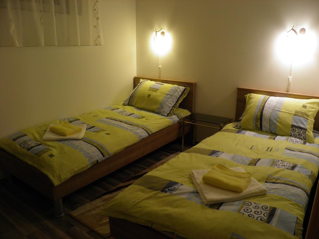 Apartman Marko Огулин Екстериор снимка